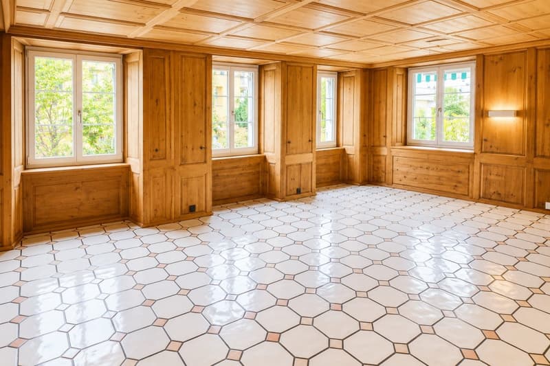Geräumiges Wohnzimmer