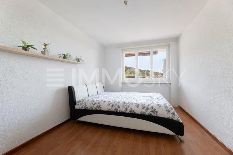 Grosszügiges Schlafzimmer