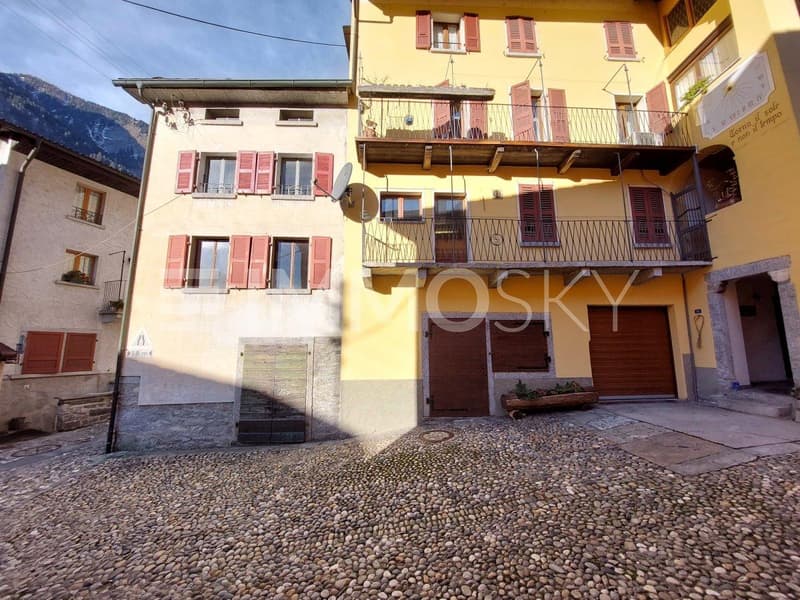 Vista frontale