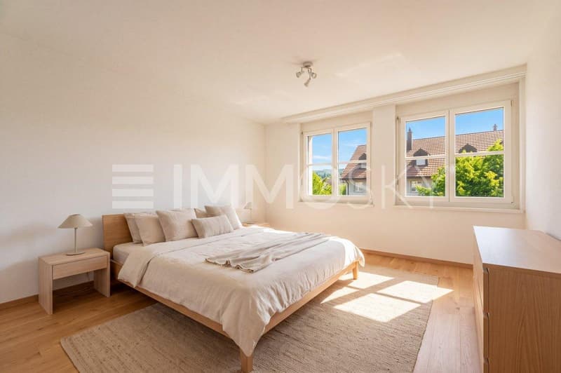 Grosszügiges Elternschlafzimmer
