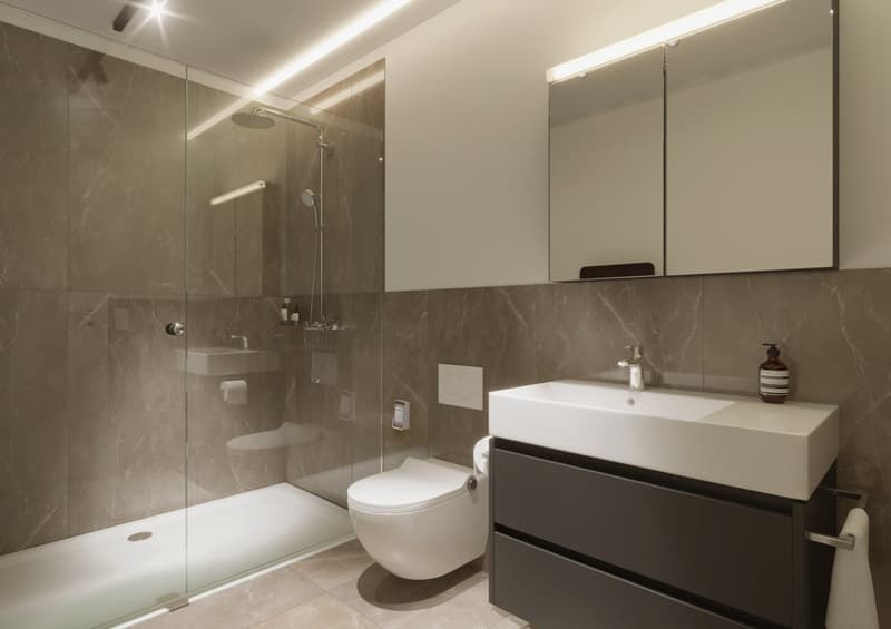 220405_Feierabendstr_Badezimmer_HIGH.jpg