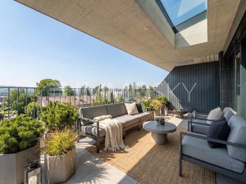 Aussicht vom Feinsten mit gemütlicher Lounge