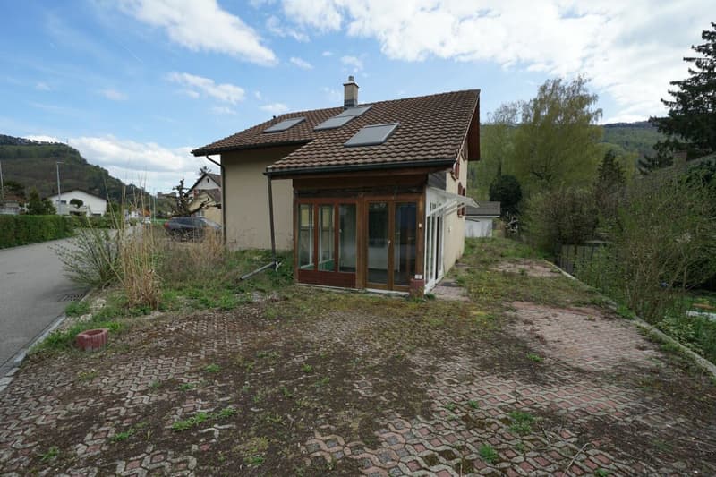Renovation project for visionaries - 5-room house with potential (1)