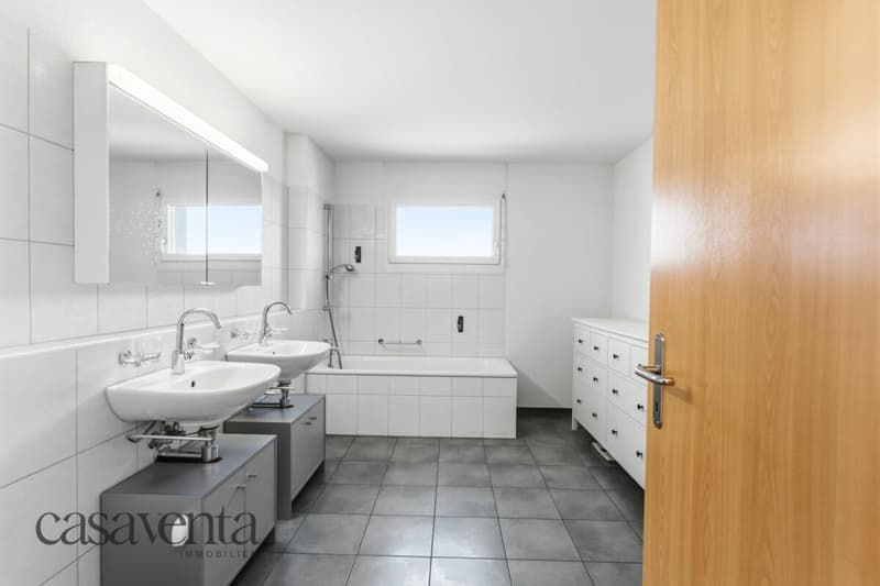 Badezimmer Ansicht 1
