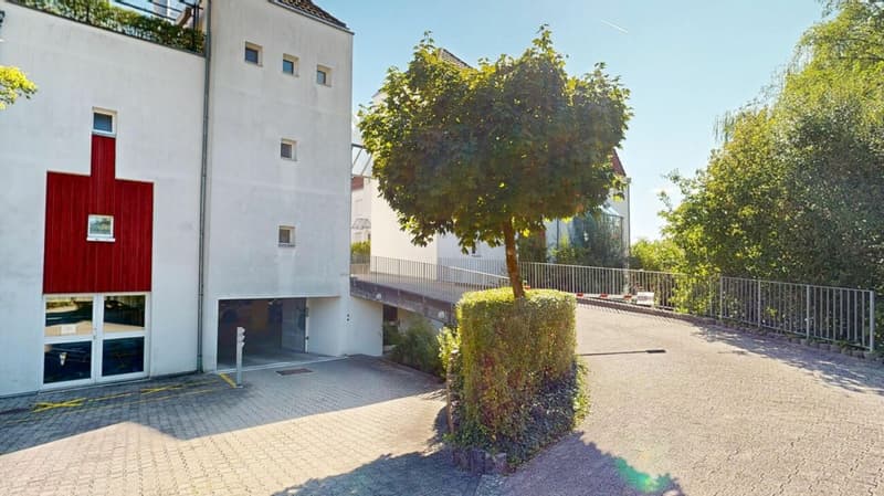 Einfahrt Tiefgarage & Zugang Überbauung