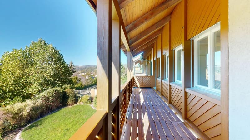 Umlaufender Balkon
