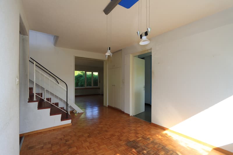 EG => Essecke mit Zugang zu Küche (rechts) und Wohnzimmer