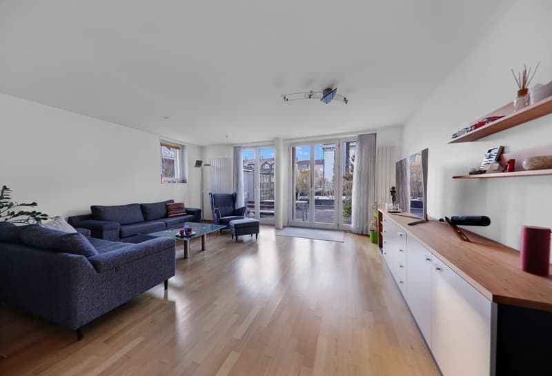 Lots of space for the whole family: 5 ½-room single-family house in a quiet, sunny location (2)