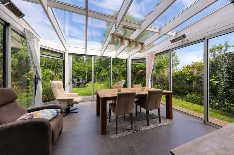 Wohnen im Grünen: 5 ½-Zimmer-Einfamilienhaus mit Wintergarten (3)