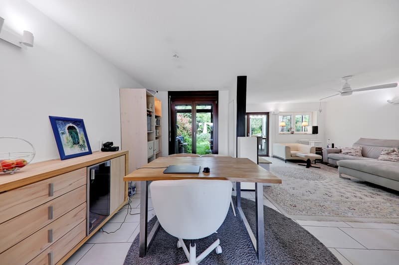 Wohnen im Grünen: 5 ½-Zimmer-Einfamilienhaus mit Wintergarten (5)