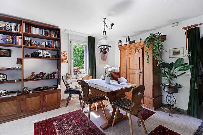 Living in the Green: Charming 5.5-Room Single-Family Home (6)