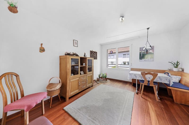 Modern 3.5-room apartment with large south-facing balcony (7)