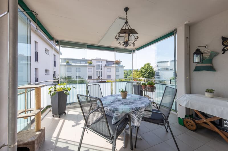 Modern 3.5-room apartment with large south-facing balcony (2)