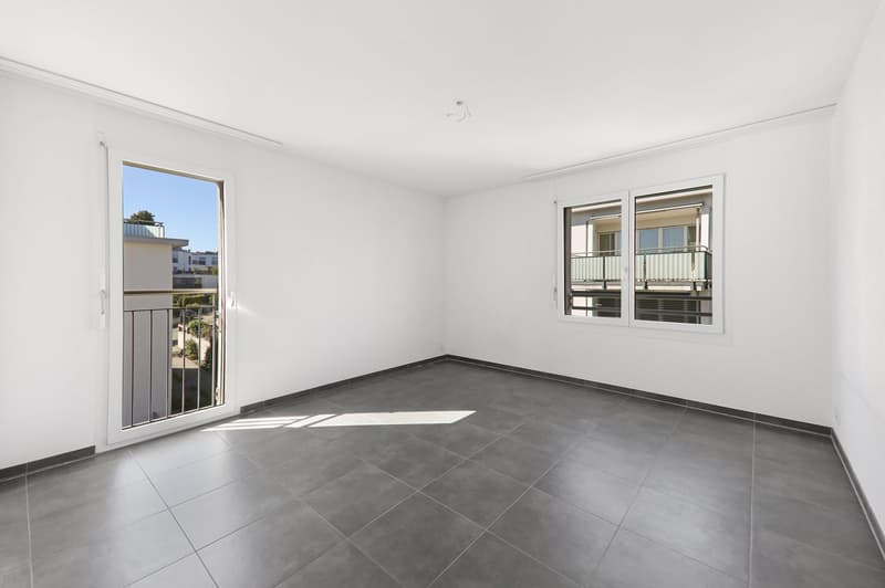 Moderne 3.5-Zimmerwohnung mit grossem Balkon nach Süden in Schwerzenbach (5)