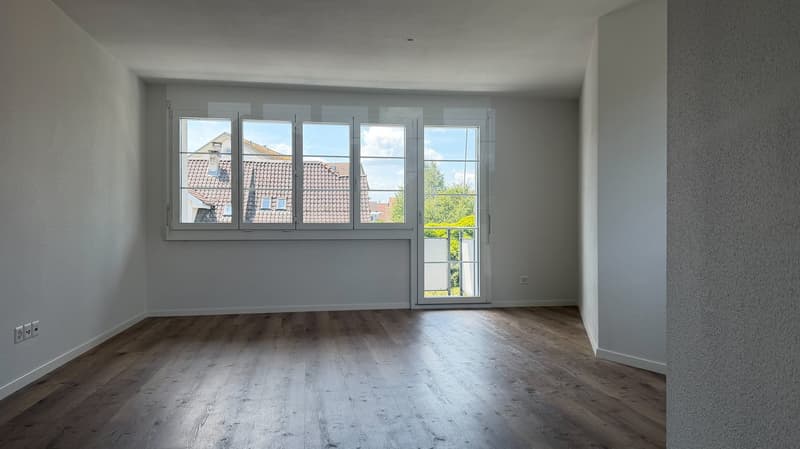 Maisonette ristrutturata di 5 locali con balcone a Bonstetten (5)