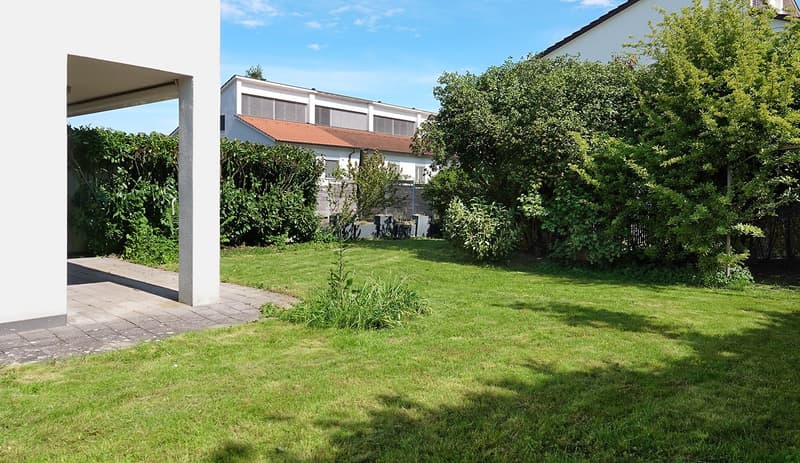 Family idyll directly on the green zone! (3)