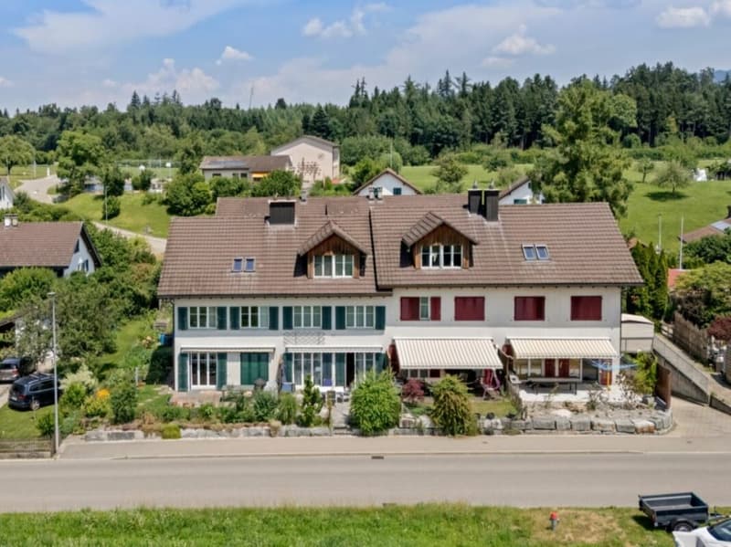 Grosszügiges & charmantes Haus für Ihre Familie (1)