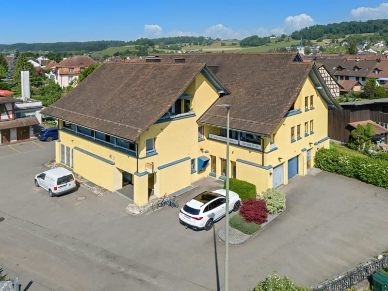 Il tuo investimento immobiliare: appartamenti in affitto/studi medici nel centro del villaggio di Rafz (8)