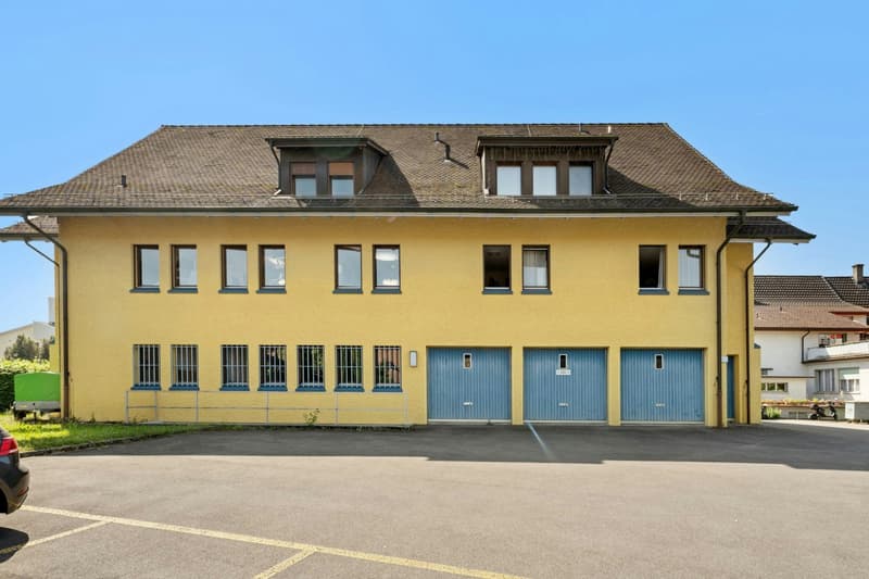 Il tuo investimento immobiliare: appartamenti in affitto/studi medici nel centro del villaggio di Rafz (6)