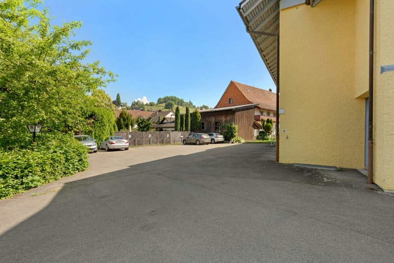 Il tuo investimento immobiliare: appartamenti in affitto/studi medici nel centro del villaggio di Rafz (12)