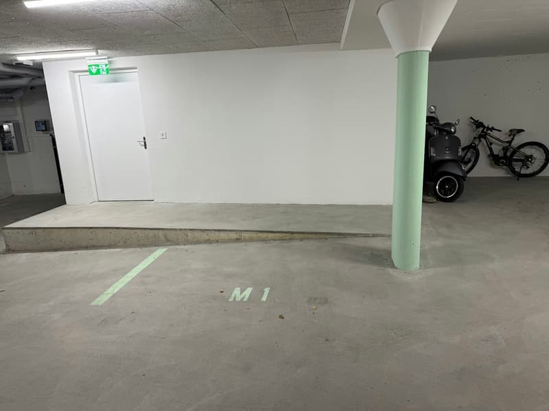 Motorradplatz in neuer Tiefgarage (2)