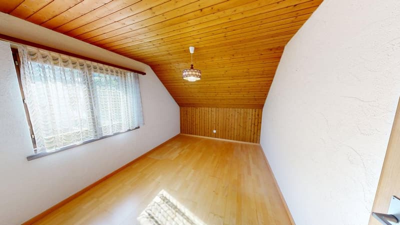 Charming 5.5-room single-family house for rent in Honau (10)