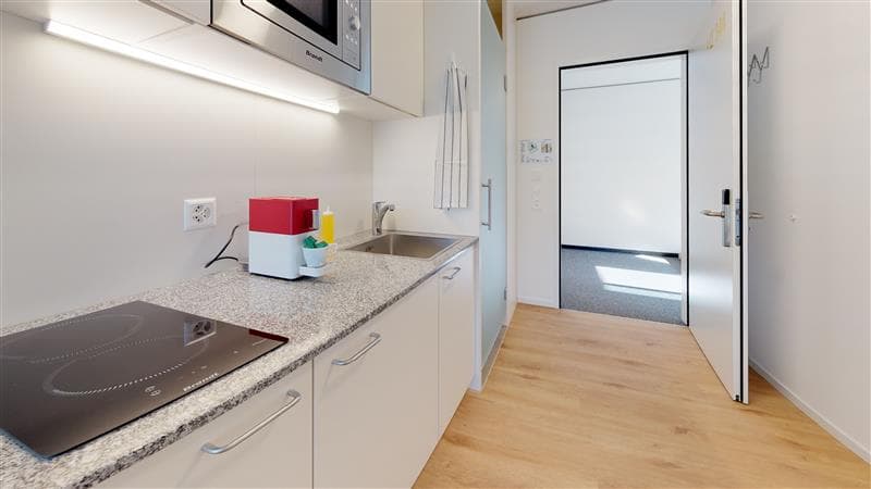 Z 333 / Vollausgerüstete möblierte 1-Zimmer-Wohnung mit / TV / Internet (2)