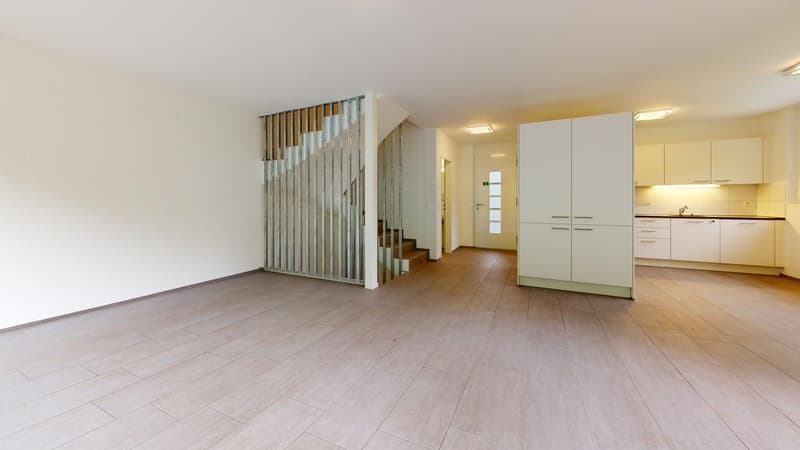 Attraktives 4.5-Zimmer-Reiheneckhaus in Menzingen – ab sofort verfügbar (2)