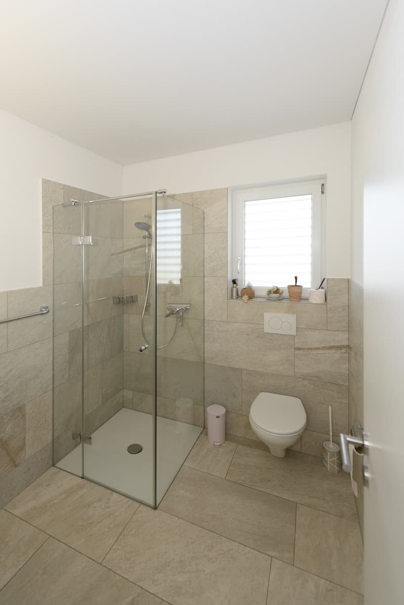 Dusche/WC im Wohngeschoss (Haus 2)