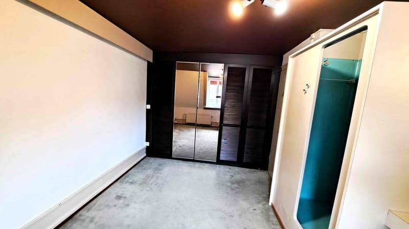 Disponibile temporaneamente: affascinante appartamento di 3 locali in un edificio storico a Zürcher Seefeld (6)
