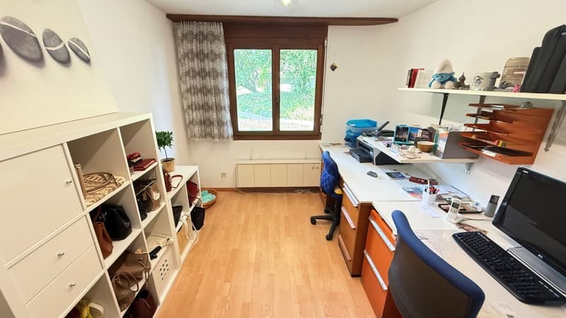 Büro EG