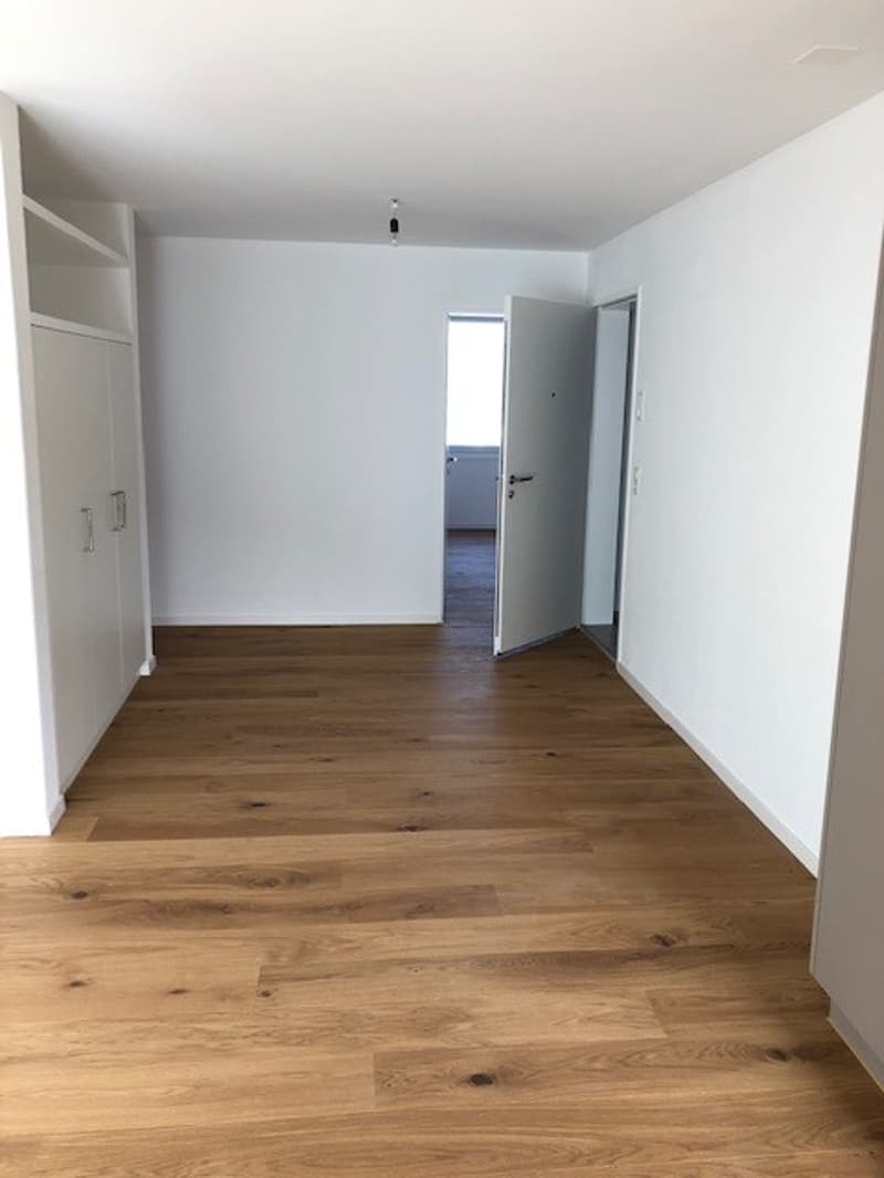 Moderne 4.5- Zimmerwohnung mit Wintergarten (6)