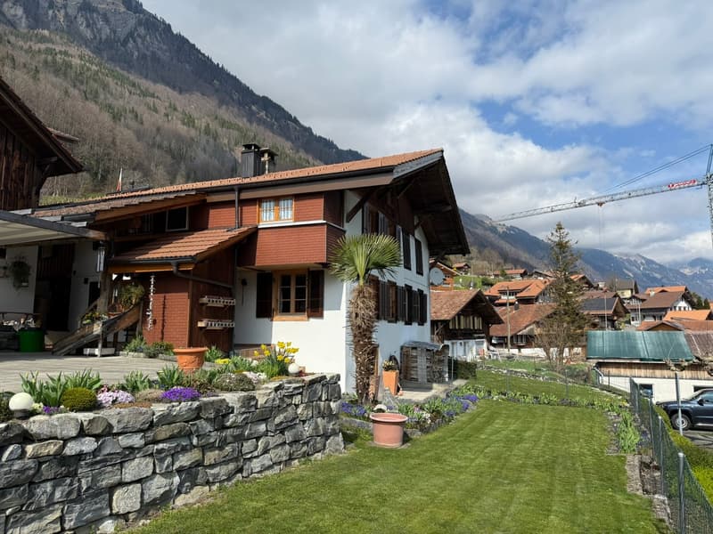 Unique home with lake view & charm - Living where others vacation (2)