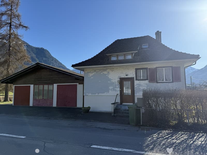 LIEGENSCHAFT mit Neu- oder Ausbaupotenzial in Interlaken (3)