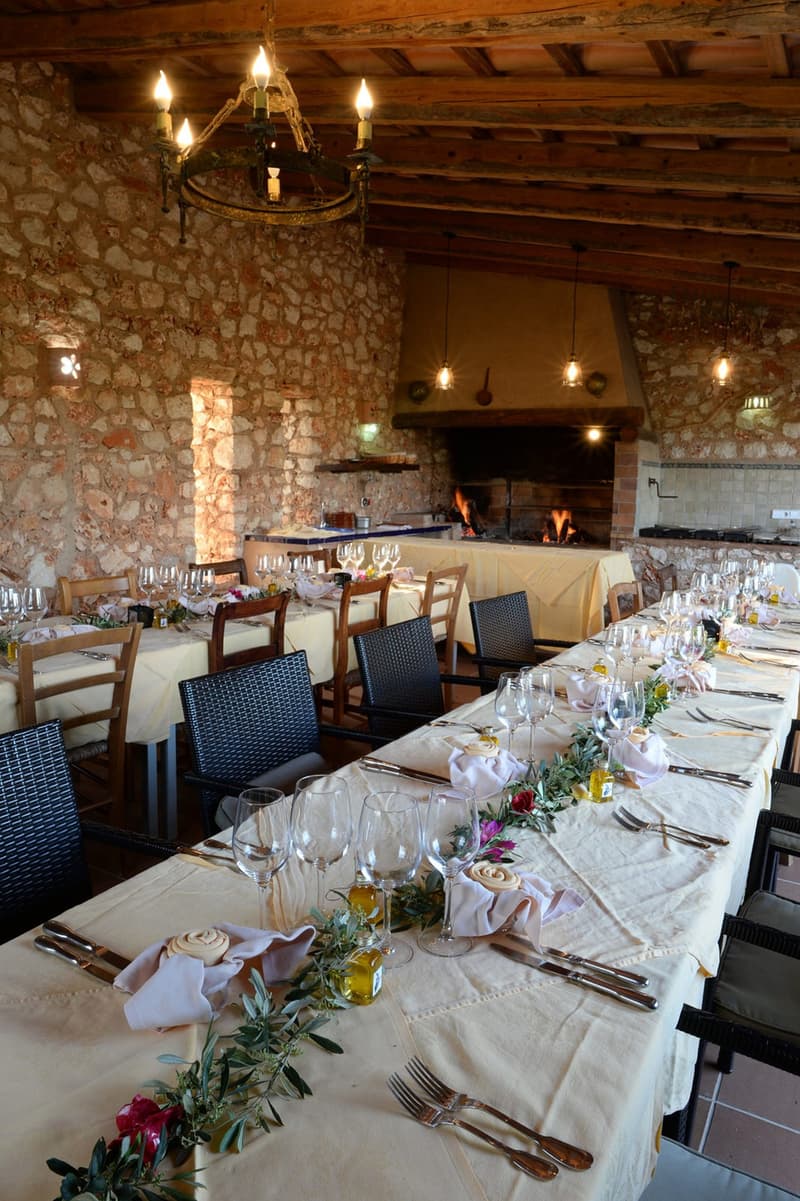 Agroturismo mit mehreren Gebäuden (lizenziertes FINCA - Hotel mit Rebberg) (7)