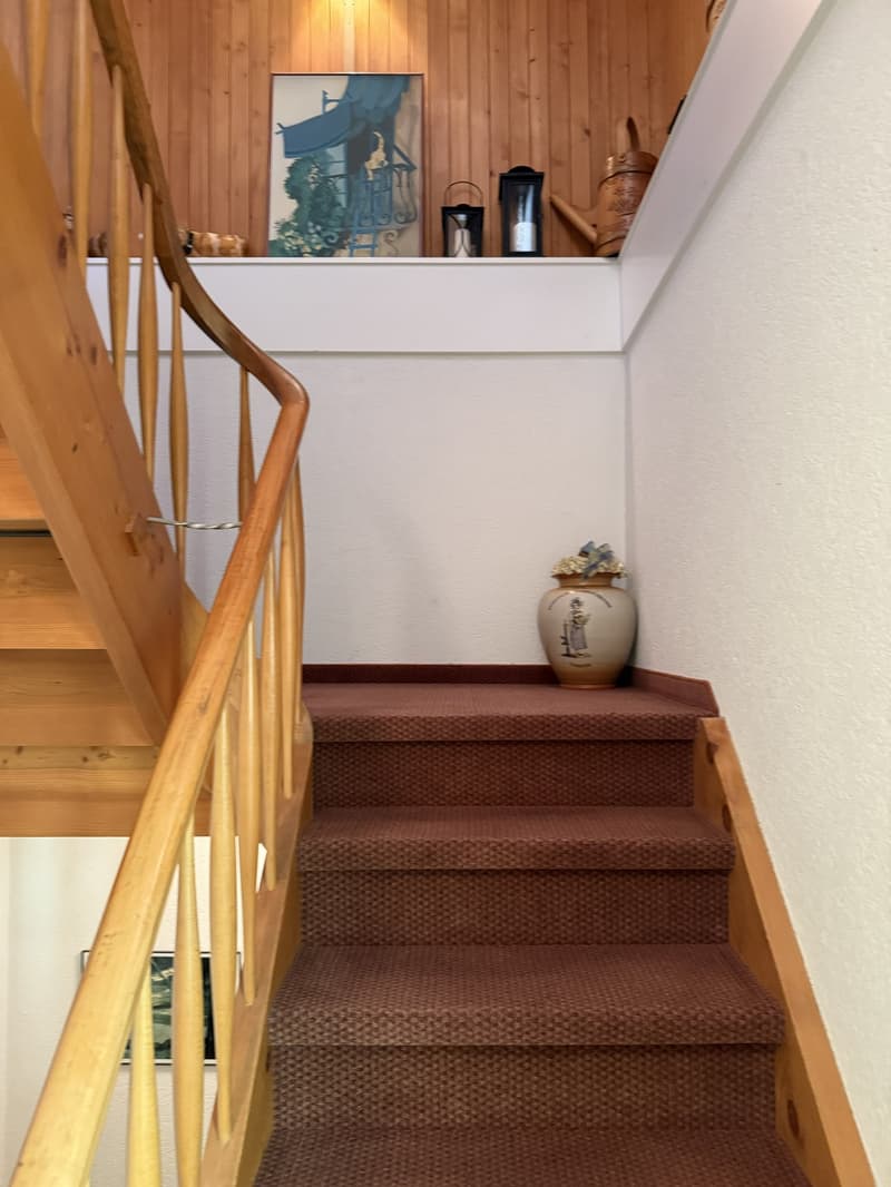 Charmante 3.5-Zimmer-Dachwohnung mit traumhafter Aussicht in Beatenberg (18)