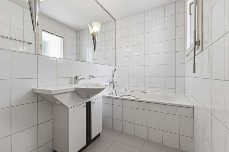 5.5-Zimmer - Maisonette Terrassenwohnung mit 51 m2 Terrasse und 315 m2 Gartenanteil (9)