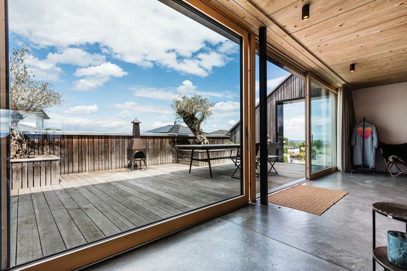 Architectural Gem with Lake View (13)