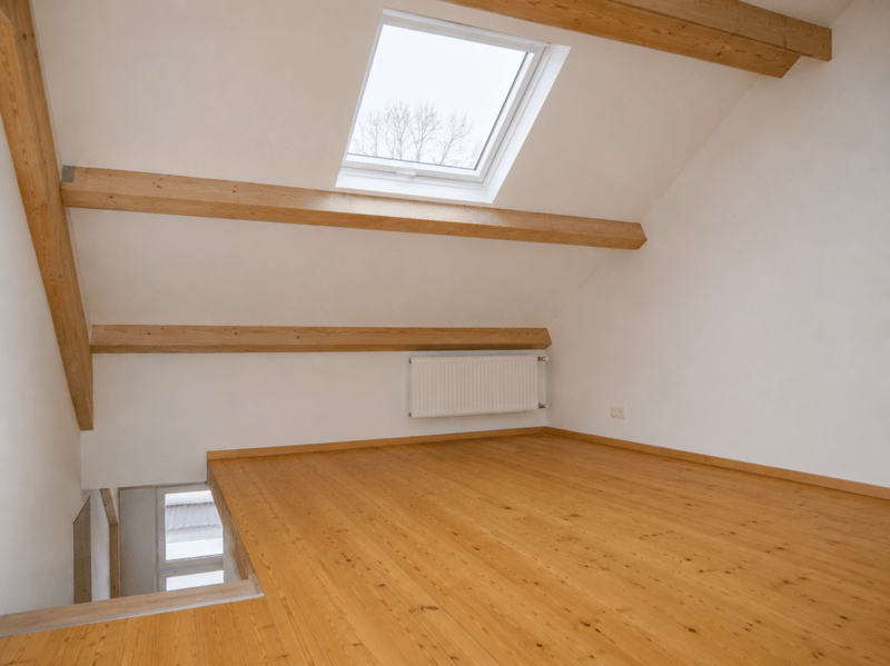Gemütliche Wohnung im rustikalen Holz-Stil mit viel Charme (6)