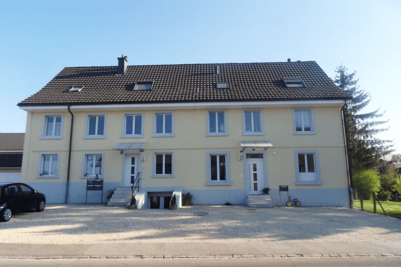 Moderne Dachwohnung auf dem Land (1)