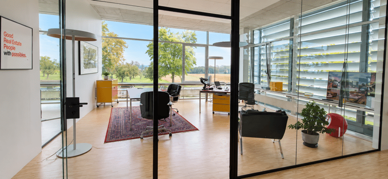 Ganzes Stockwerk zu vermieten - 1'060 m² Gewerbefläche (1)