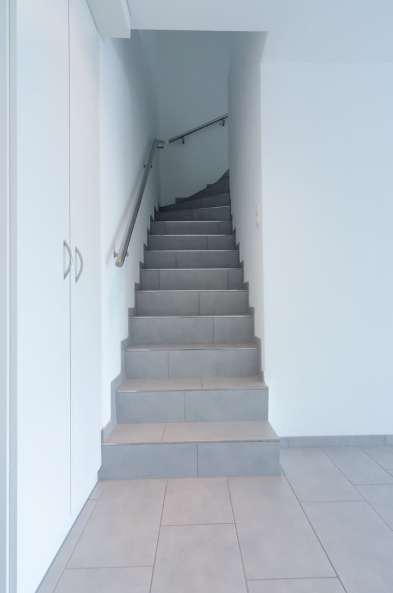 Charmante 4-Zimmer-Maisonette-Wohnung in Oberweningen (11)