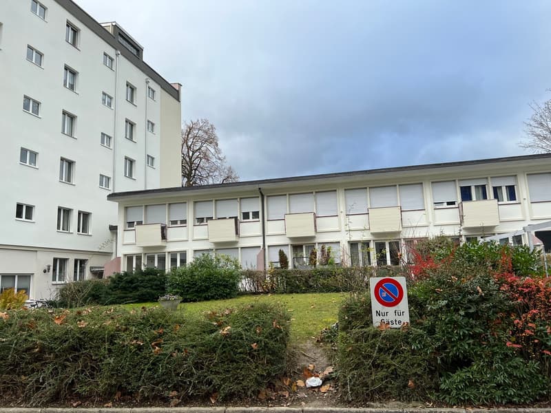 Helle 2.5-Zimmer-Wohnung mit Balkon in Zürich-Oerlikon (9)