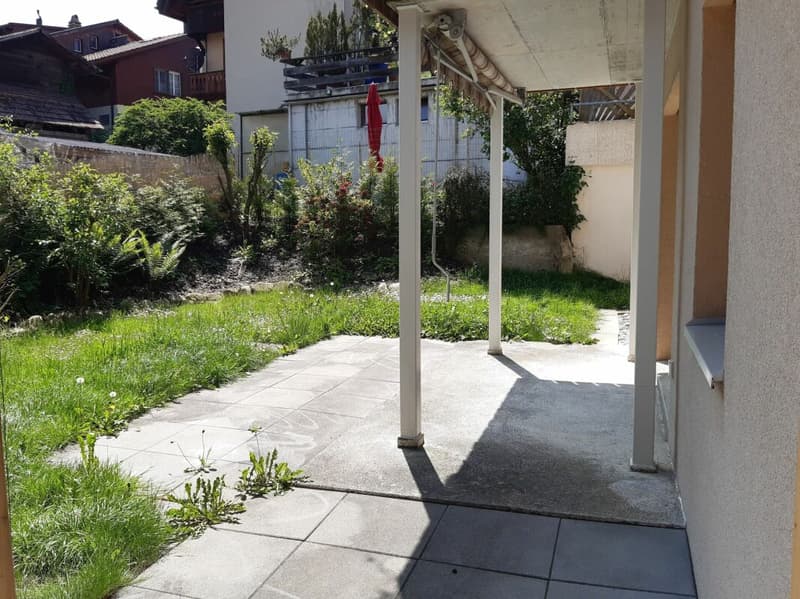 Appartamento di 3,5 locali al pianterreno con giardino (1)