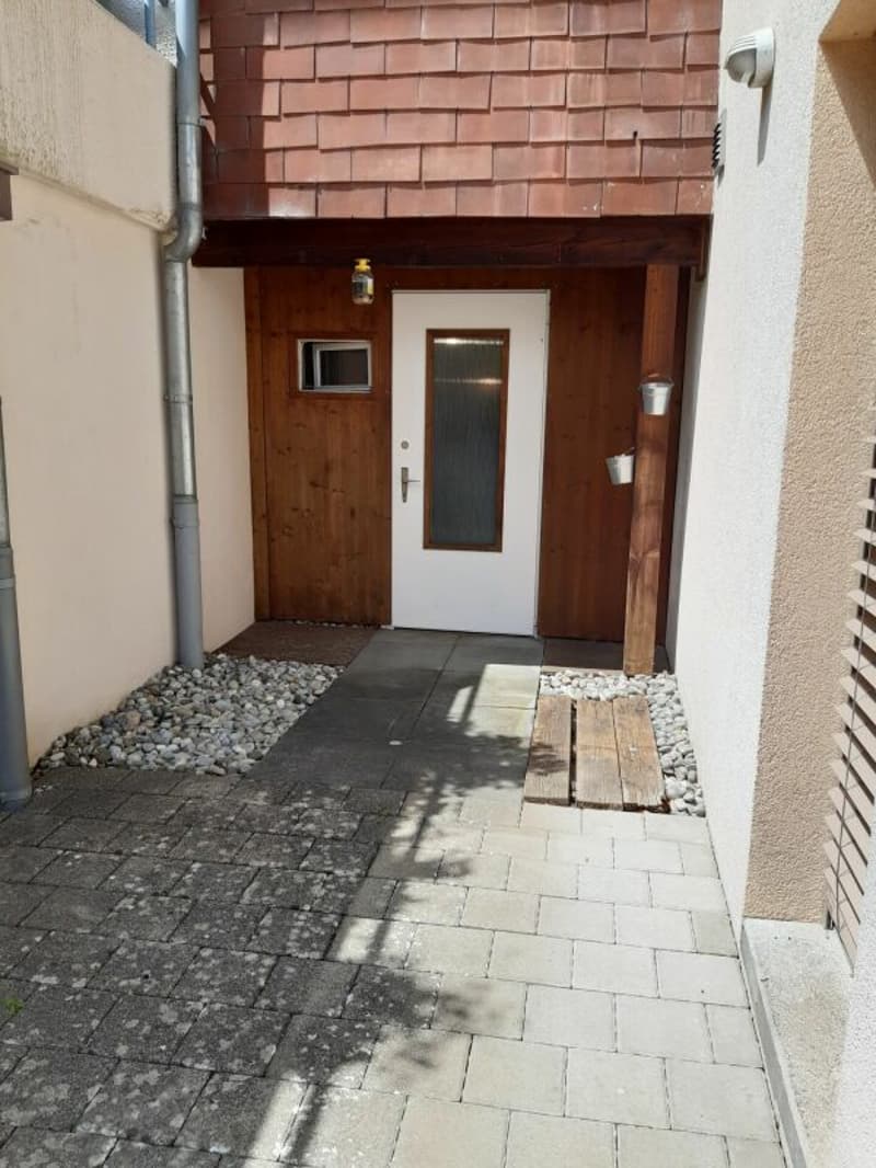 Appartamento di 3,5 locali al pianterreno con giardino (14)