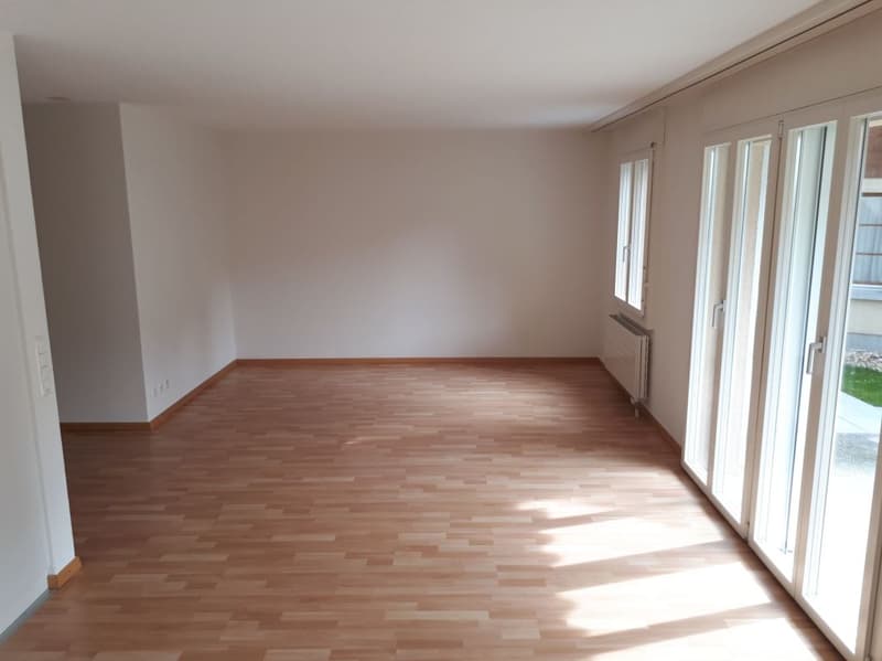 3.5-Zimmer Parterrewohnung mit Garten (3)