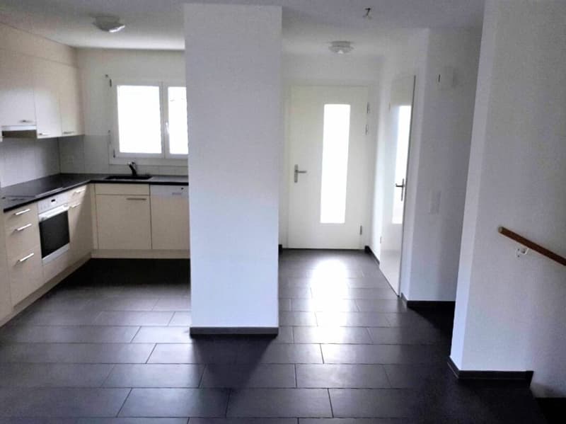 Spacious semi-detached house adjacent to the agricultural zone (9)