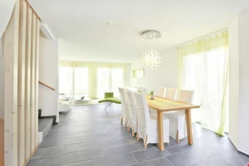 Spacious semi-detached house adjacent to the agricultural zone (2)