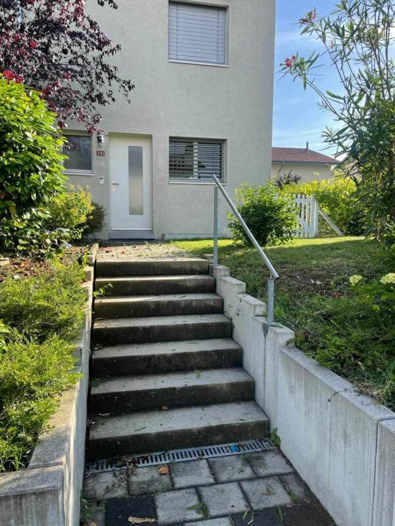 5.5 Zimmer Doppeleinfamilienhaus mit 2 EHP Inklusiv (11)