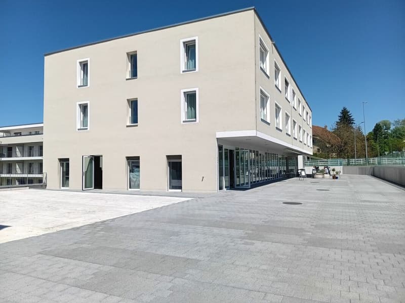 Geschäftsflächen,Praxis oder vieles mehr im Gewerbezentrum Au Milavy 127 m2 (7)